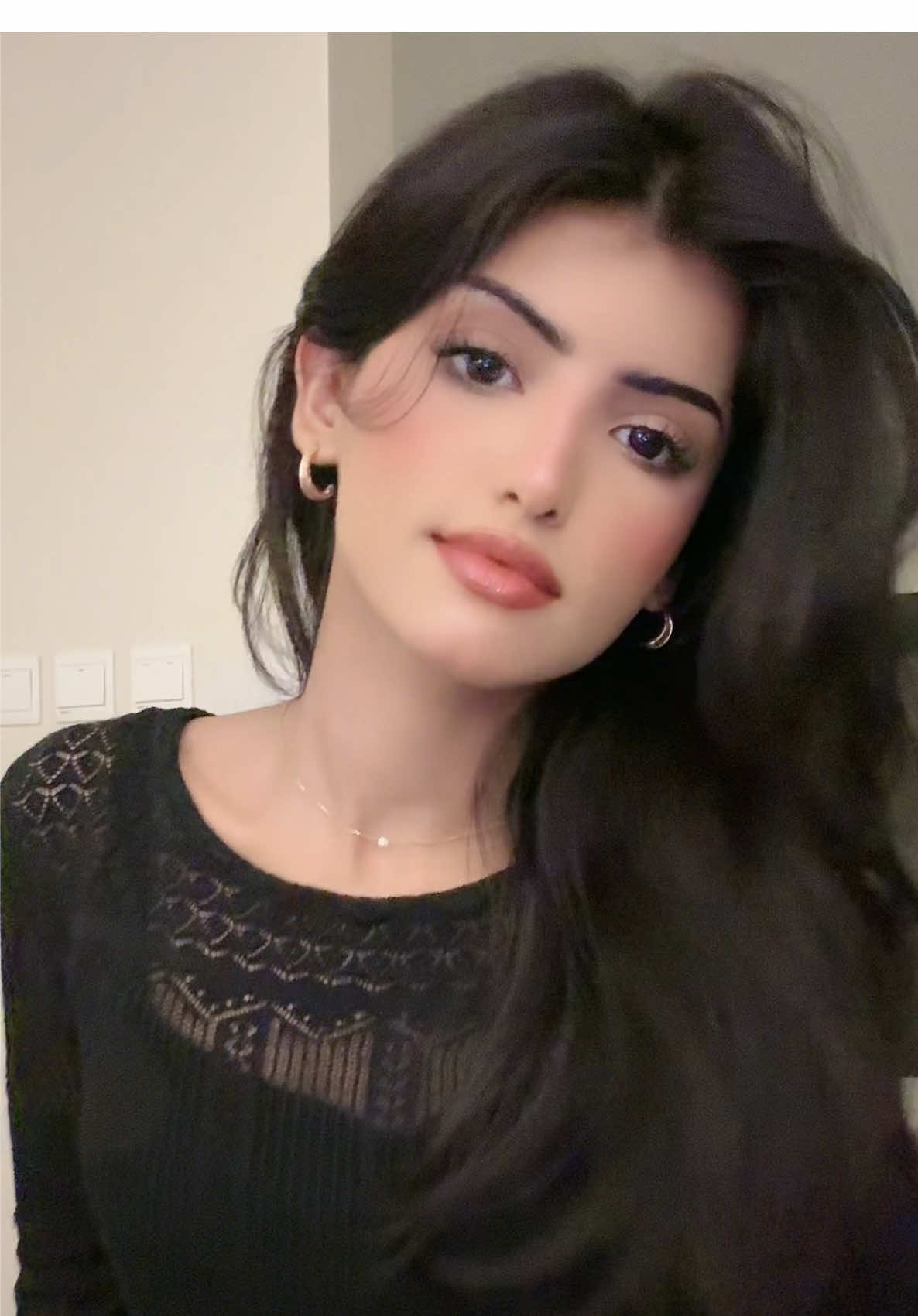 لاتفووووتون القلوس من @YSL Beauty يجنن 🫦  Loveshine Plumping Lip Oil Gloss 5 #makeup #lipgloss #lipplumper #lipstick #partneredwithyslbeauty ~ AD ~