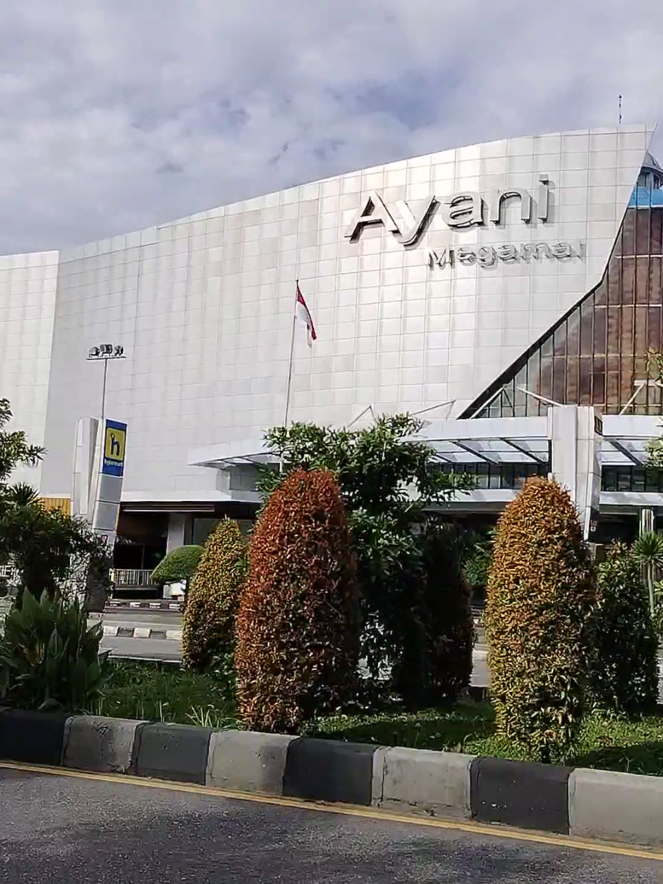 #ayanimegamall #mall #pontianak 