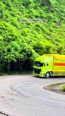 Berisik kamu 😆 #fyp #promomakangajian #talawe_group #truksulawesi #stylesumbar 