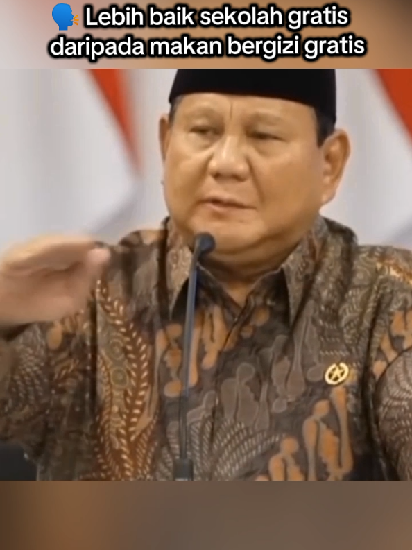 Presiden Prabowo : Kalau bisa dua - dua nya kenapa harus satu  , MBG + Sekolah Rakyat 😎 #prabowosubianto #sekolahrakyat 