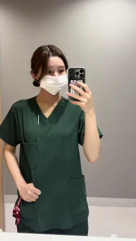 医師3年目はみんな違う病院の違う科に😖 仕事も今よりずっと忙しくなって、集まりにくくなっちゃうけど、一生仲良しでいたいな💭 #研修医 #女医会 #女子会 #食堂ペスカ #難波 #なんば #bioprogramming #レプロナイザー #プレ花嫁 #女医 #医者 #大阪 #関西  #Vlog #新生活 