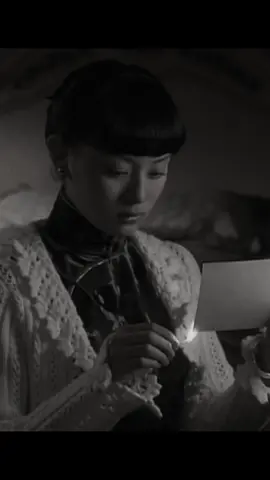 Thứ *** chúng ta không phải là con người, mà là kỷ niệm. #huavancuong #xuhuongtitok #benthuonghai #xuhuong2025 