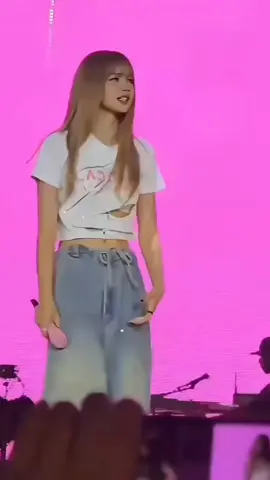 คู่นี้แกล้งกันได้ตลอดเวลาจิงๆ🤣🤣 #lisa #rose 