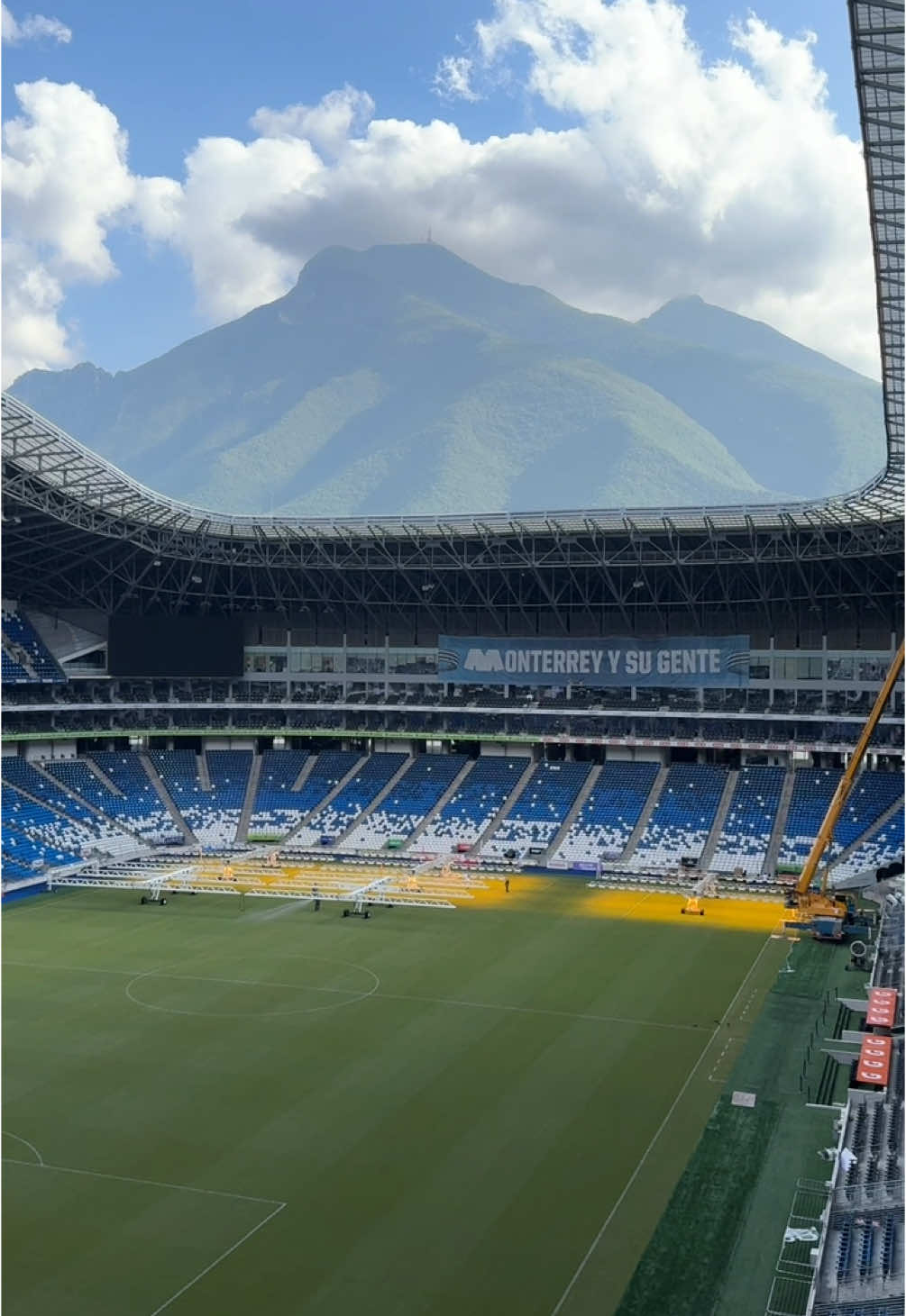 🥹🥰 what a beautiful view 💕🥰 @Rayados #rayados #futbol #mexico🇲🇽 #mty #fyp #paratii #mexicantiktoks #stadium #futbol⚽️ #beauty 