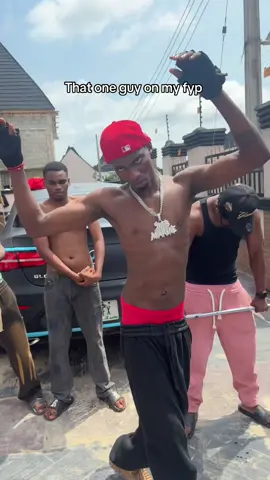 Make una tag the werey 🤣🤣  @Whitegehgeh   #submarine #submarinekitchen #fyp #longetude #viral 