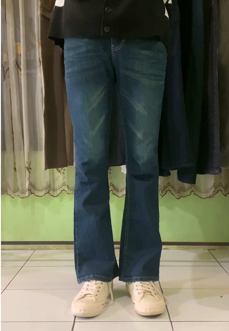cubray retro green🤩 #fyp #masukberanda #cutbrayjeansretro #celanajeans 