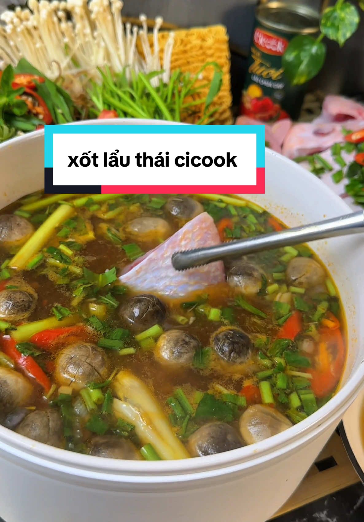 Trời mưa lạnh nấu lẩu cá diêu hồng ăn là hết sẩy luôn nấu đúng nhanh mà ngon quá nè #food #ancungtiktok #duyenoioi #reviewfood #cicook #giavituoi #xotlaucicook #congthuc144 