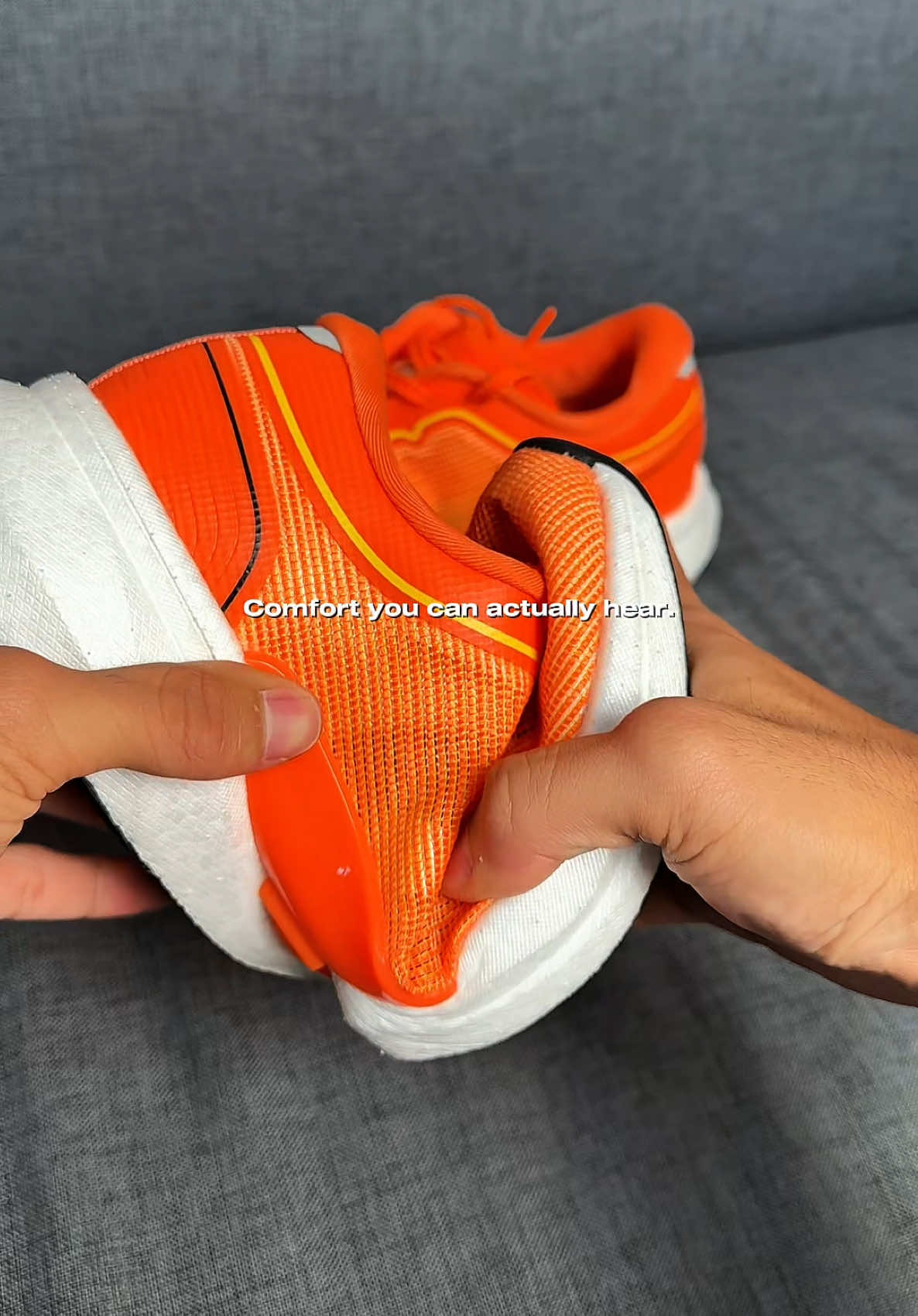 Suaranya itu lho renyah banget🤤 Jangan lupa claim vouchernya spesial Payday Sale yaa🫶🏻 #sepatukanky #ownyourdestiny #fypage #foryoupage 