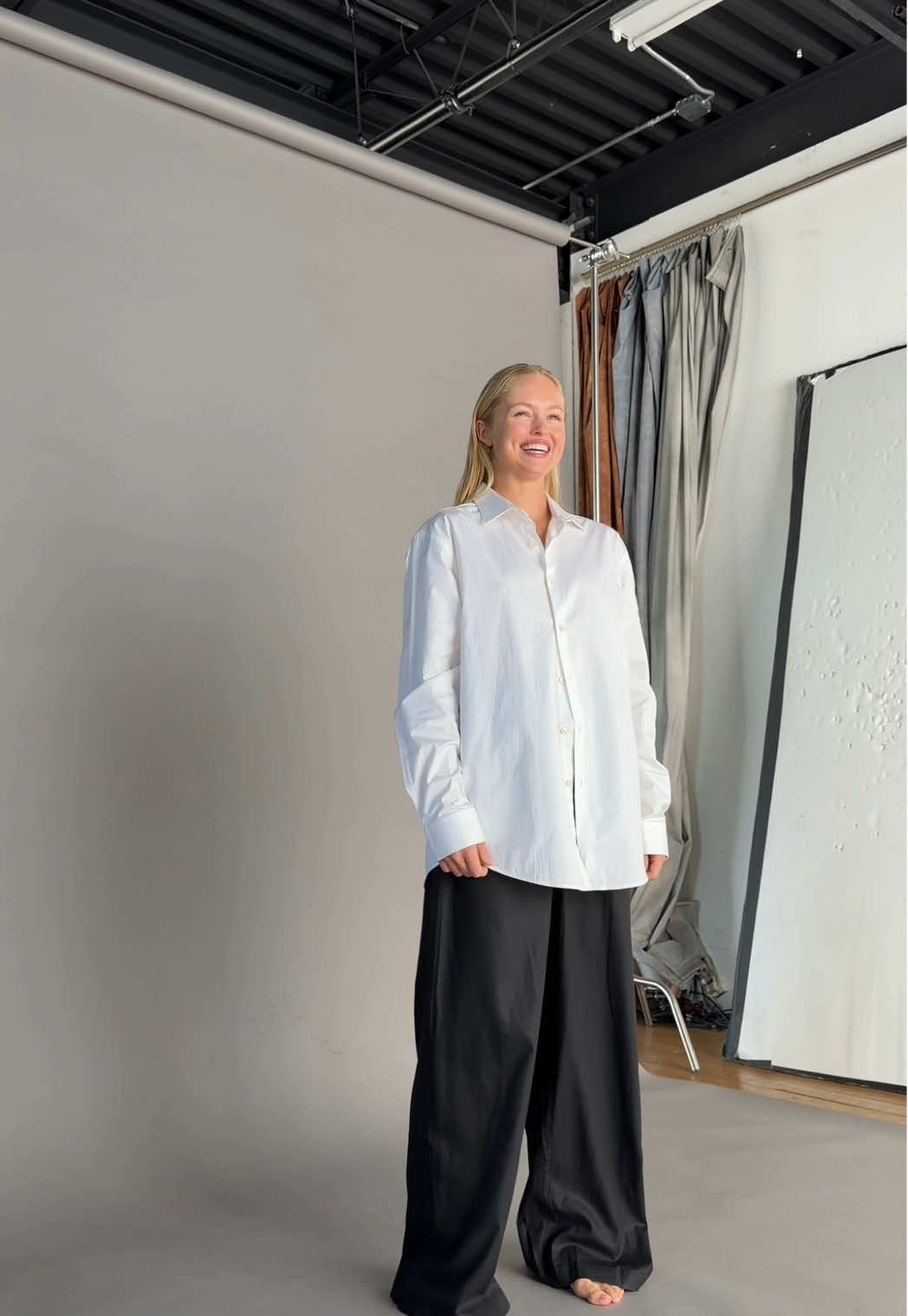 Mój must have w NYC - @Caudalie Beauty Elixir! Duża butelka w domu, mini wersja zawsze w torebce 💦 Uwielbiam, jak odświeża makijaż i daje skórze nowe życie w ciągu dnia 💚 [reklama]