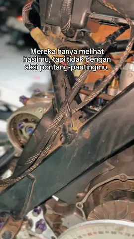 Baut titanium di bodi mana maen wkwk #CapCut #5tlmenolakpunah #miosporty #5tlgank🚀@warkuy garage @Gendatzz_ @AbibCikal#14 @@sieeki.. @milkku @lupa nama @Thyo.SZA @mioplatdk II @Siiman257_ @🇻🇳 Mio 5VV  🇹🇭 @Ardie Jess @ArfaN @Bogel&Bagong @Elzyy 28D 