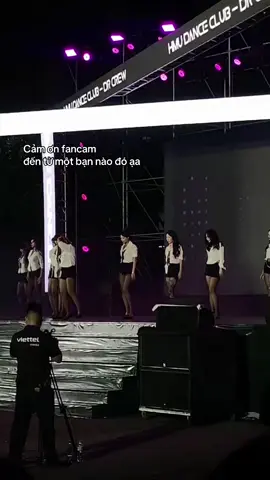 Tay cứ vẩy vẩy 🥲 @DR Crew - HMU Dance Club #fyp #yhn #sodam #exsh #miniskirt 