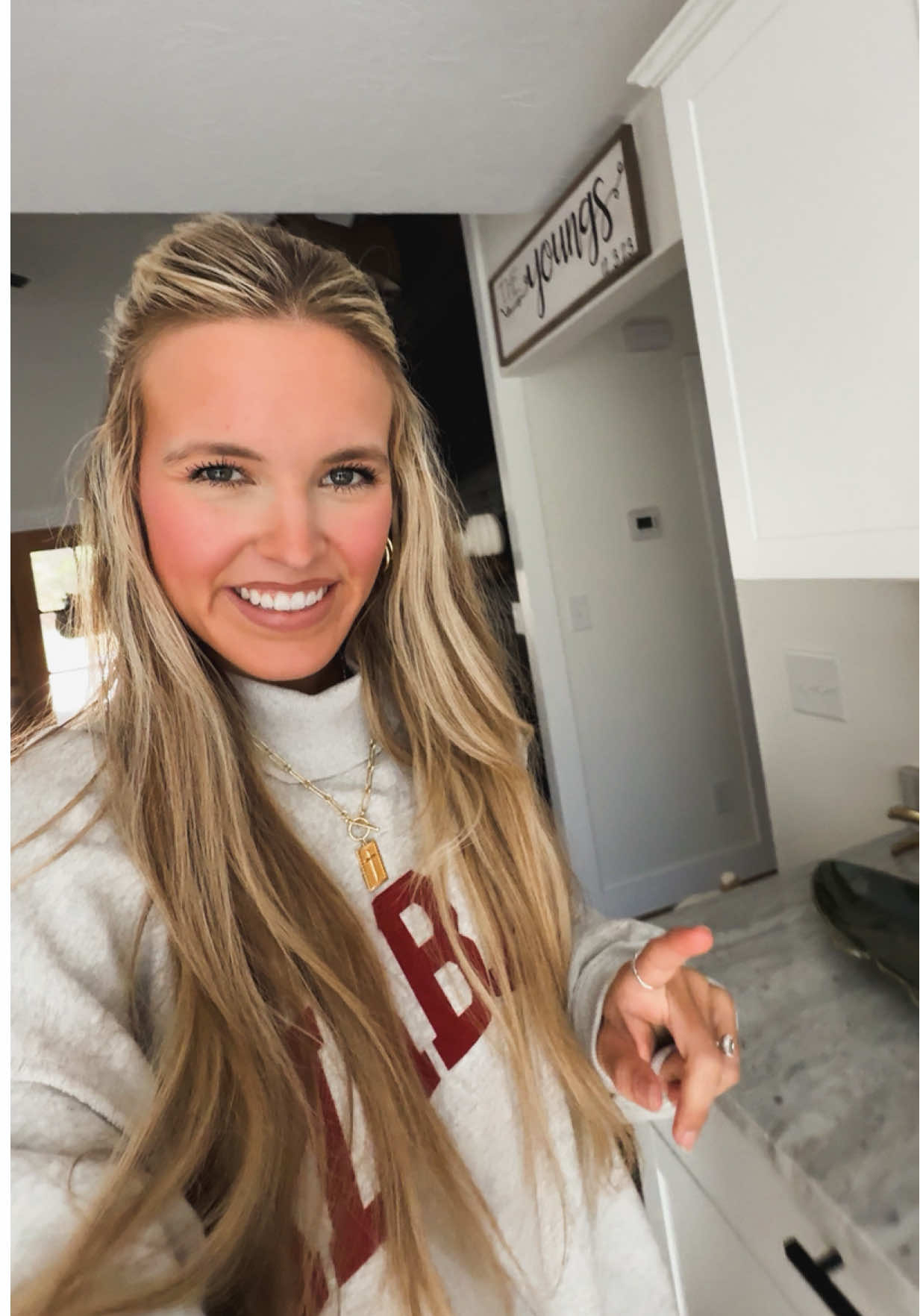 My house smells immaculate now!!! This diffuser set from hotel collection is TOO good and would be the best Christmas gift! #tiktokshopcreatorpicks #tiktokshopblackfriday #tiktokshopcybermonday #christmasgiftideas #diffuser 