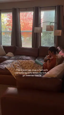I worked out, cleaned from yesterday, made coffee, had some breakfast and then slowly got the kids up  #momof5 #MomsofTikTok #sahm #wakeupwithme 