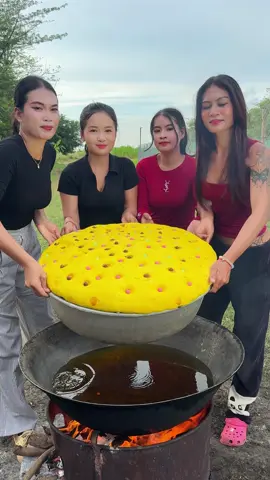 How to cook yellow cake with sauce recipe