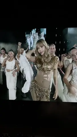 Lisa when i'm with you กูเขินคนสวย #DEADLINE_IN_BANGKOK #DEADLINE_IN_BKK #BLACKPINK_DEADLINE_IN_BANGKOK #DEADLINE_in_BKK_Day1 #DEADLINEinBangkok_LISA 