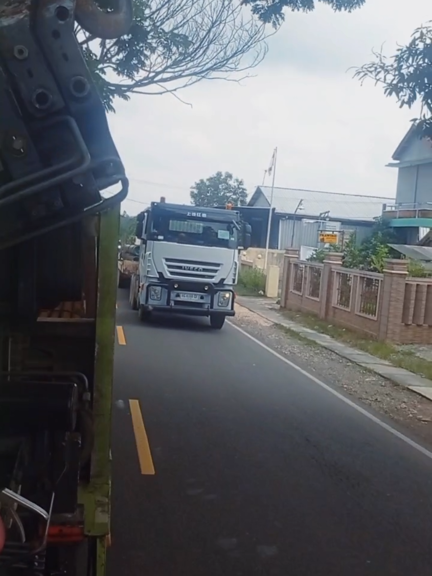 #ivecotrucks #promomakangajian #fypシ゚viral #fyppppppppppppppppppppppp #fyppelitbangett 