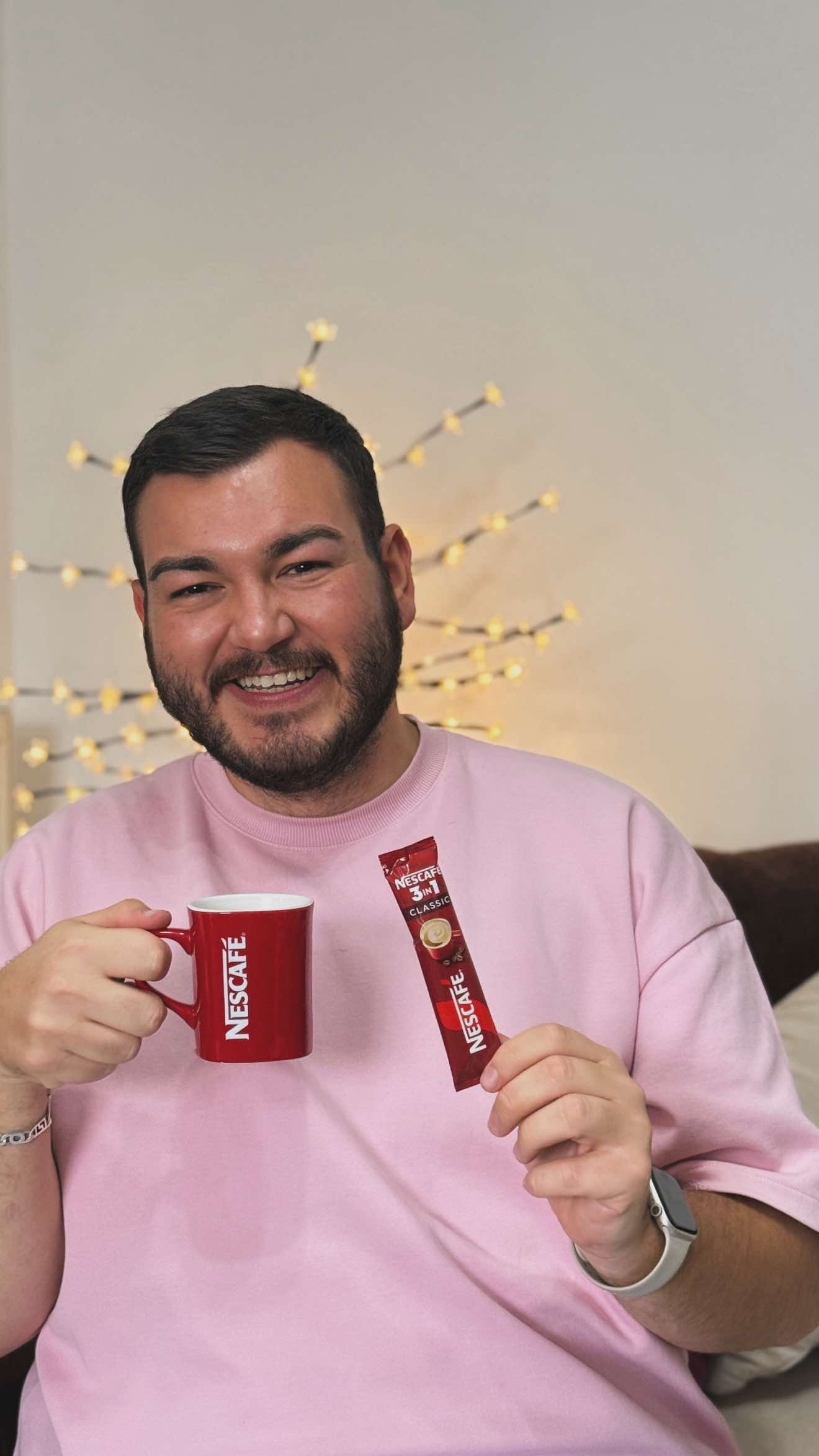 Znate onu osobu koja bez kafe nije svoj čovek?😁 Ne priča, ne gleda, ne postoji. Ali kad popije NESCAFÉ 3in1 – odjednom energija, osmeh, planovi za ceo dan i ponovo u igri! @nescafesrbija rešava 90% problema. Za ostalo ćemo posle.❤️ #spon #Nescafe3in1Classic  #BackInTheGame