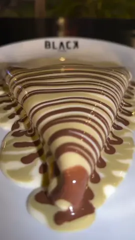 ابو وطن طلعو رياضه و ابو وطن صعد فوك المدرسه و يخاف ينزل 😂😂 صلي على النبي محمد رسول الله ( ص )