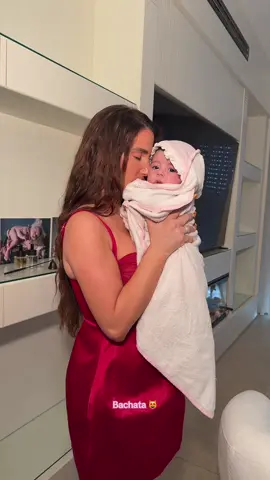 זה לא רק שיר, זו תחושת בית שאני חוזרת אליה כל יום #bachata 