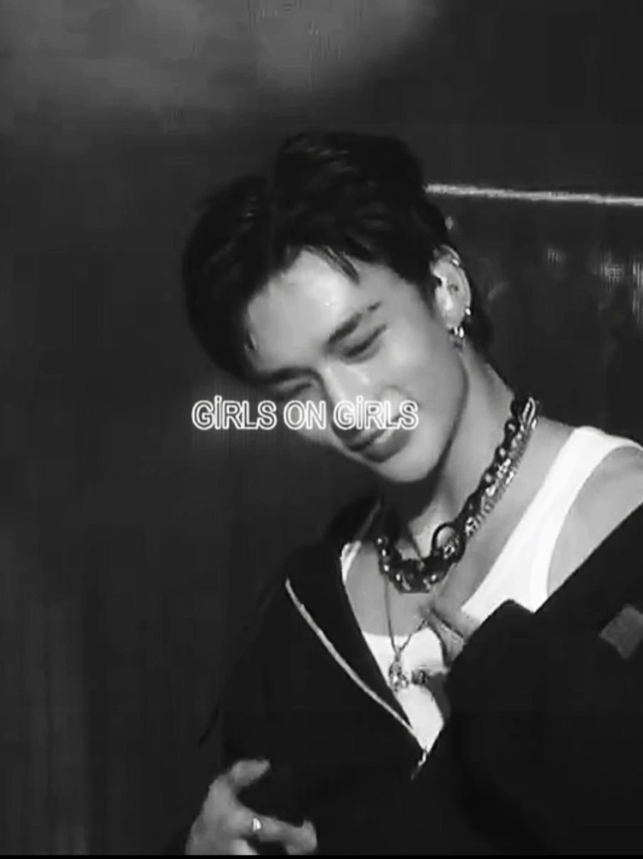 тгк:arensilence #hyunjin #fyp #virt #врек 