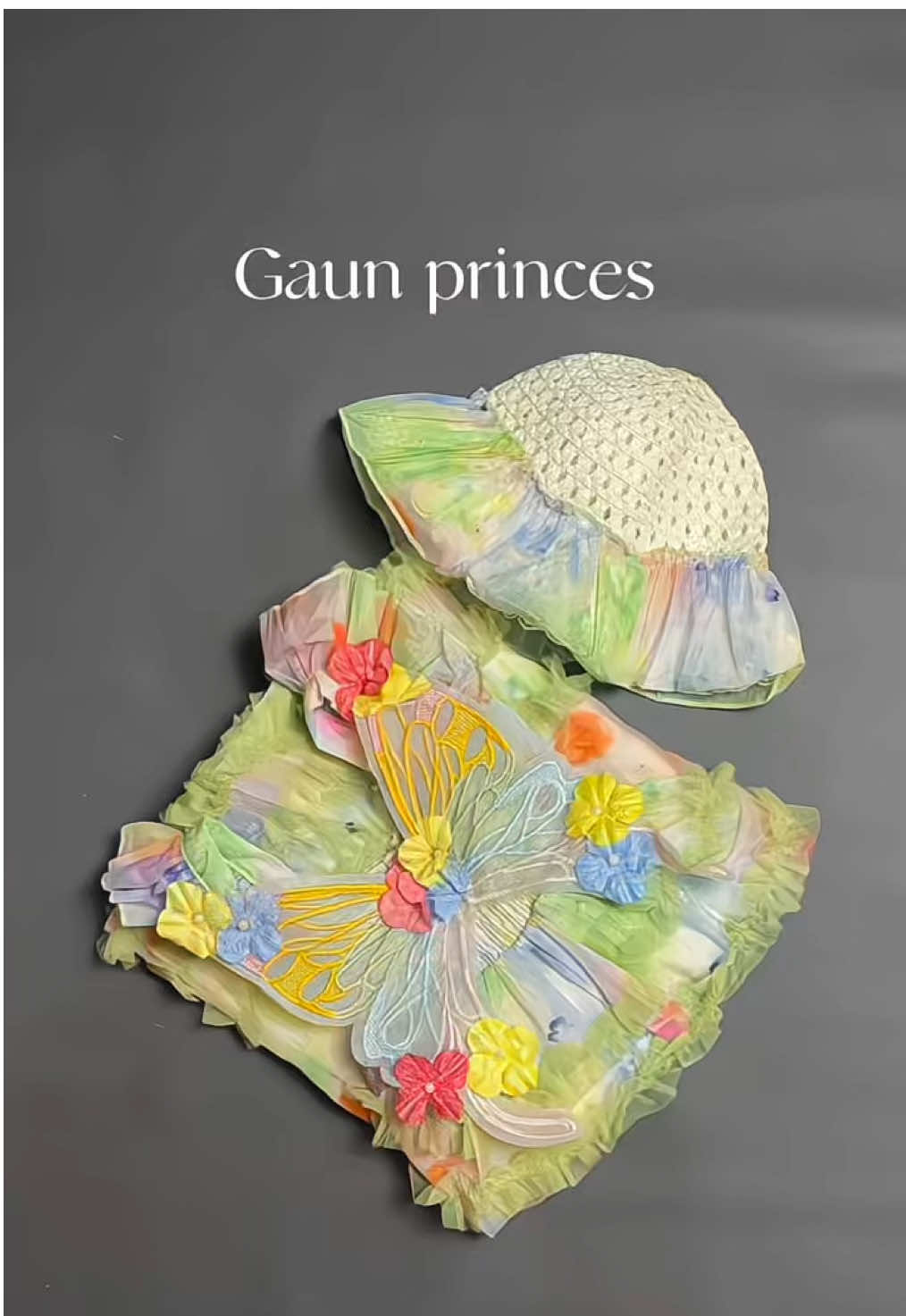 Cakep banget gaun & warnanyaa yuk cek kranjang ada 3 pilihan warna 