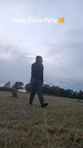 Friday Dance Party!!! Going to be a great day let's dance!! 🕺🏾 #fridayvibes #Friday #believe #october #dance @OLING  (I do not own the rights to this music)