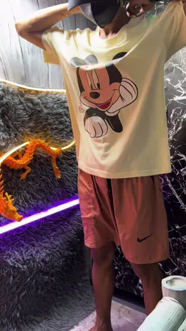 Naghahanap kaba ng mickey mouse shirt? #mickeymouse #mickeyclothing #clothing #tshrit #fyp 