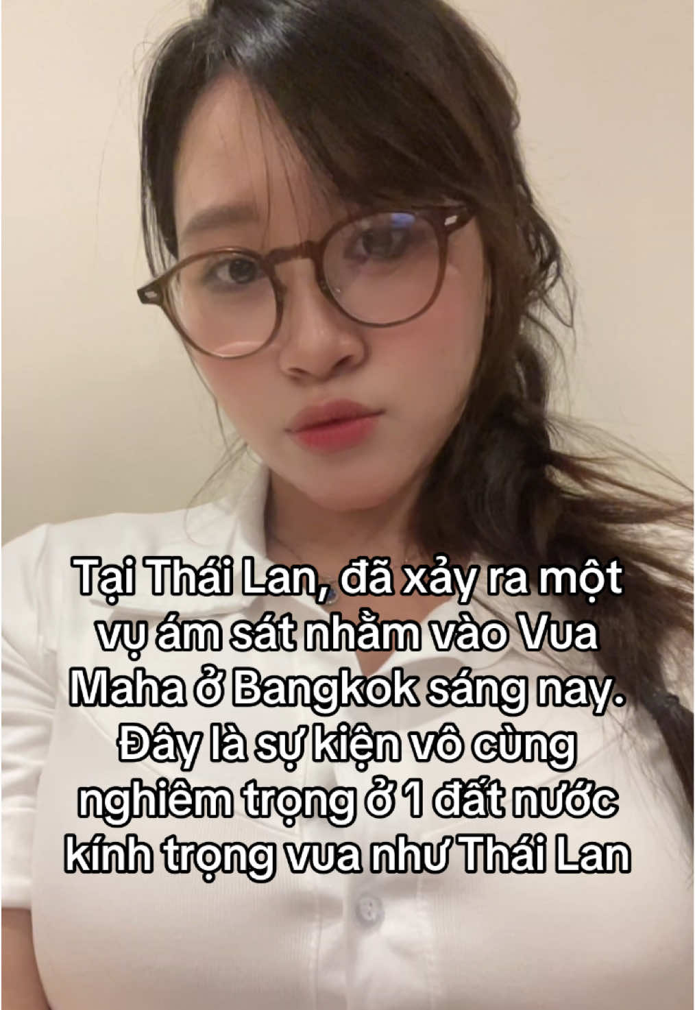 24/10: Thái Lan đã xảy ra một vụ am.sát nhằm vào Vua Maha Vajiralongkorn ở Bangkok sáng nay. #huyende #chinhtri #thailan #maha #tintuc  