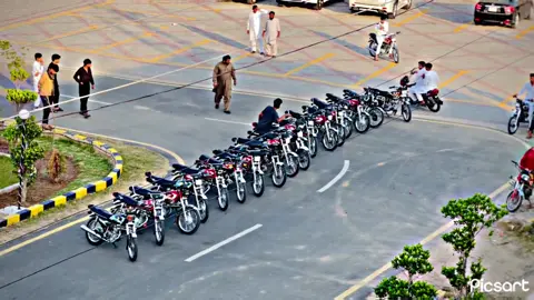 Ladiesss bagty howy 😂 Meet up done❤️‍🩹#unfreezemyaccount #foryoupagе #foryoupagе @ʀᴇʟᴀx 💀 @𝙈 𝙃 𝙍 𝙅🐺 @Sebi.ka.125 @Aadi_x_125🚩 