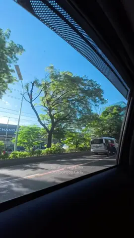APE (Annual Physical Exam) day at our BGC office ,grabbed lunch at Ramen Nagi and, of course, ordered my usual Red King (spice level 7!). Then treated myself to Llaollao for dessert before heading back to office and ending the day chilling with officemates. 🤍😊 #corporate #corporatelife #corporatetiktok #corporategirly #worklife 