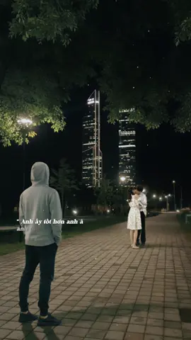 Anh ấy tốt hơn anh à… #nhachaymoingay #sbtentertainment #1992 #xuhuong2025 #fyp 