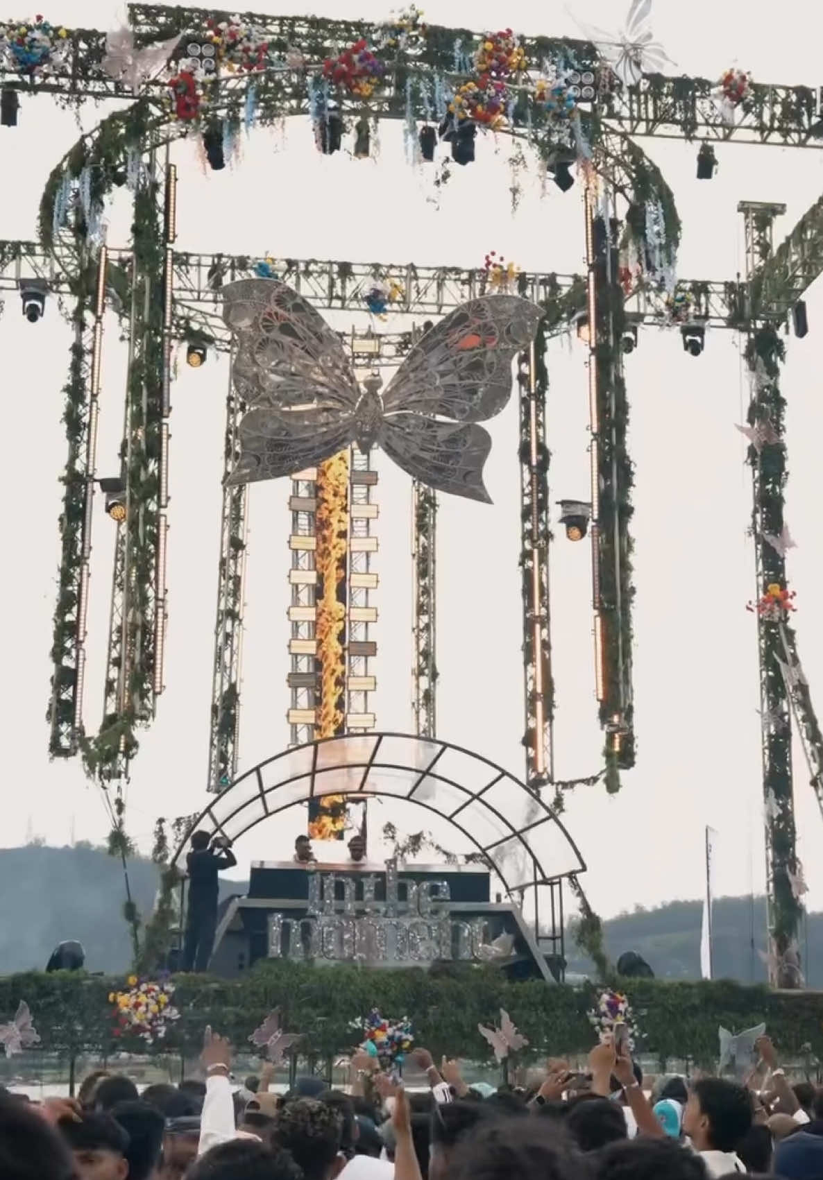 MEMORIES 🦋 YediKule Music - inthemoment.sl 🩵 🎥 Elysian Flicker 🫶🏻@IИTHƎMOMƎИT @Echo Daft ( official ) @[ k r y p t o n e ] 