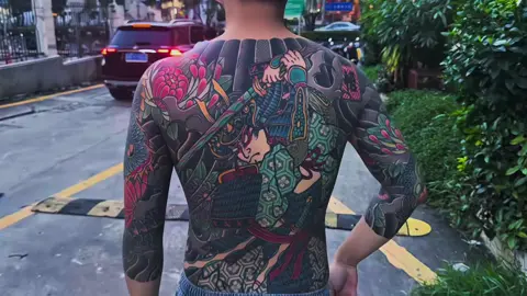 Dạo phố nào #tatt #xamhinh #nhatcotattoo #tattoo #xamhinhnghethuat 