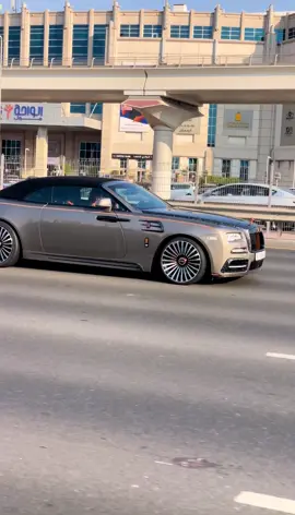 Rolls Royce with beautiful lady #fyp #dubai #uae #trending #foryoupage 