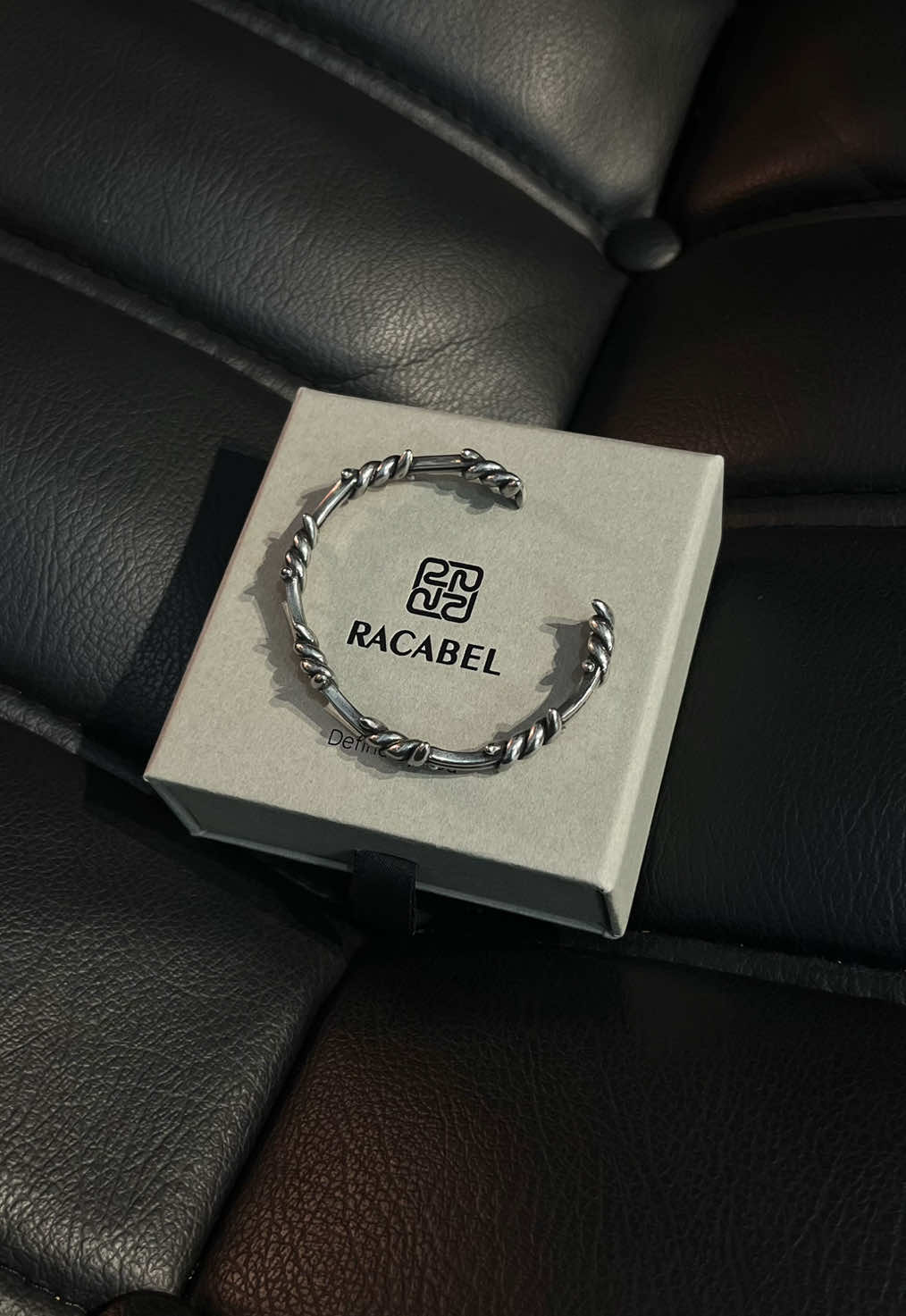 Material gelangnya kokoh banget sumpah ⛓️ #gelangstainlesssteel #gelangtitanium #gelangsilver #accersories #accessibility 