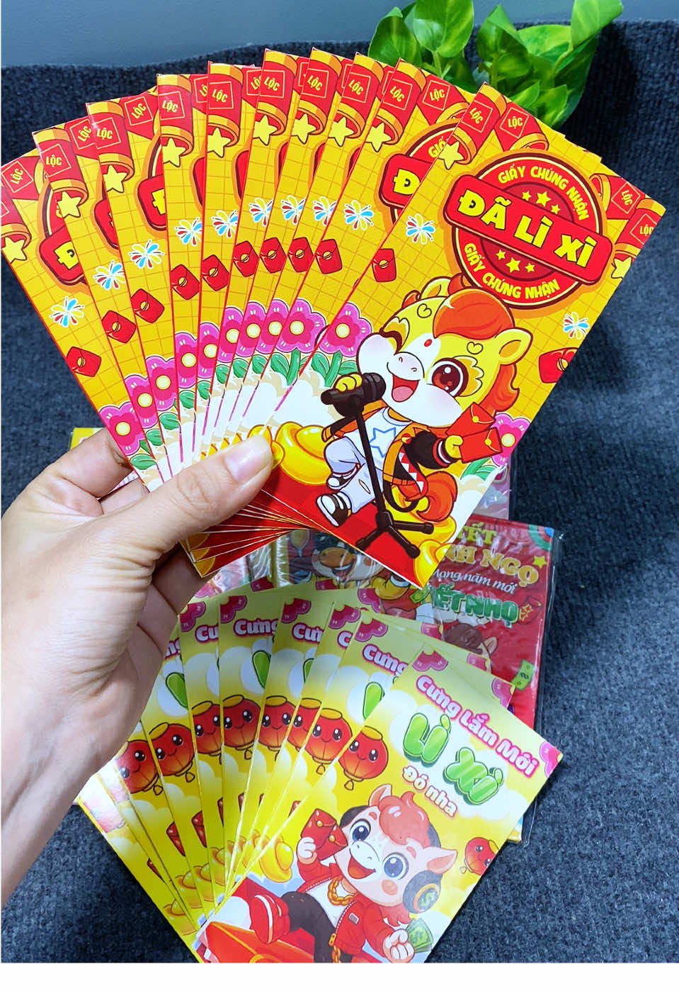 Conbo 100 bao lì xì 40kkkk #emmigiadung #baolixi #baolixitet #lixi #chucmungnammoi  @Em Mi Gia Dụng 