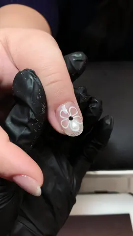 Hay là mình đến với nhau đi.. Chị thì cần móng đẹp 💅🏻em thì đang rảnh tay #Vansnailbeautyroom        -----------------------------                 𝐕𝐚𝐧’𝐬𝐧𝐚𝐢𝐥 𝐁𝐞𝐚𝐮𝐭𝐲 𝐑𝐨𝐨𝐦 [𝐀𝐝𝐝𝐫𝐞𝐬𝐬]: số 9 Nguyễn Hữu Huân, Hoàn Kiếm, Hà Nội [𝐇𝐨𝐭𝐥𝐢𝐧𝐞] : 0908708866 ( Ms. Loan ) TIME : 9.00AM- 20.00PM Page : Van’snail Beauty Room IG: vannail.room