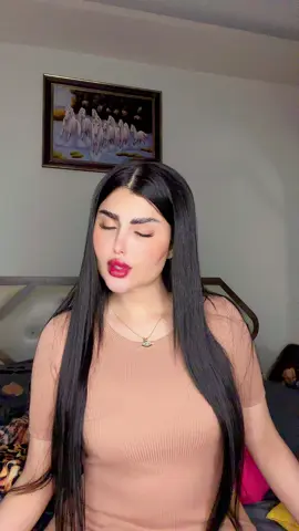 هوه شسمه😂🙂#لينا_العزاوي 