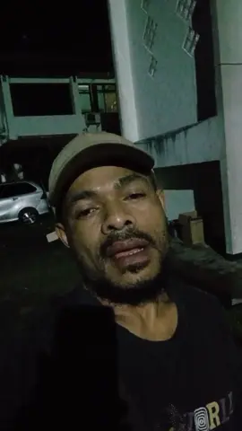 tolong lingkar bapak dengan rambut sambung ka ma..🤣🤣🤣 #komeditiktok #hiburantiktok #komedikocak #lucu #sentani_jayapura_papua 