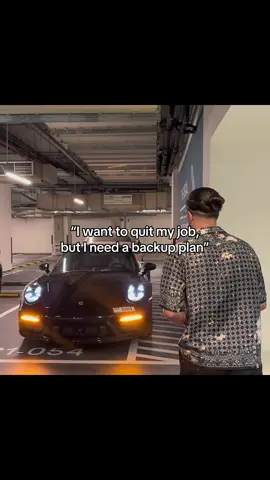 Follow + comment “W” for your free Shopify store 👇 You can choose between 6 different niches and each store will come with 10 winning products. To get your first sale just follow the free 5-hour course it comes with and you’re set to go. #entrepreneur #moneytok #onlinebusiness #dropshipping #ecommerce 