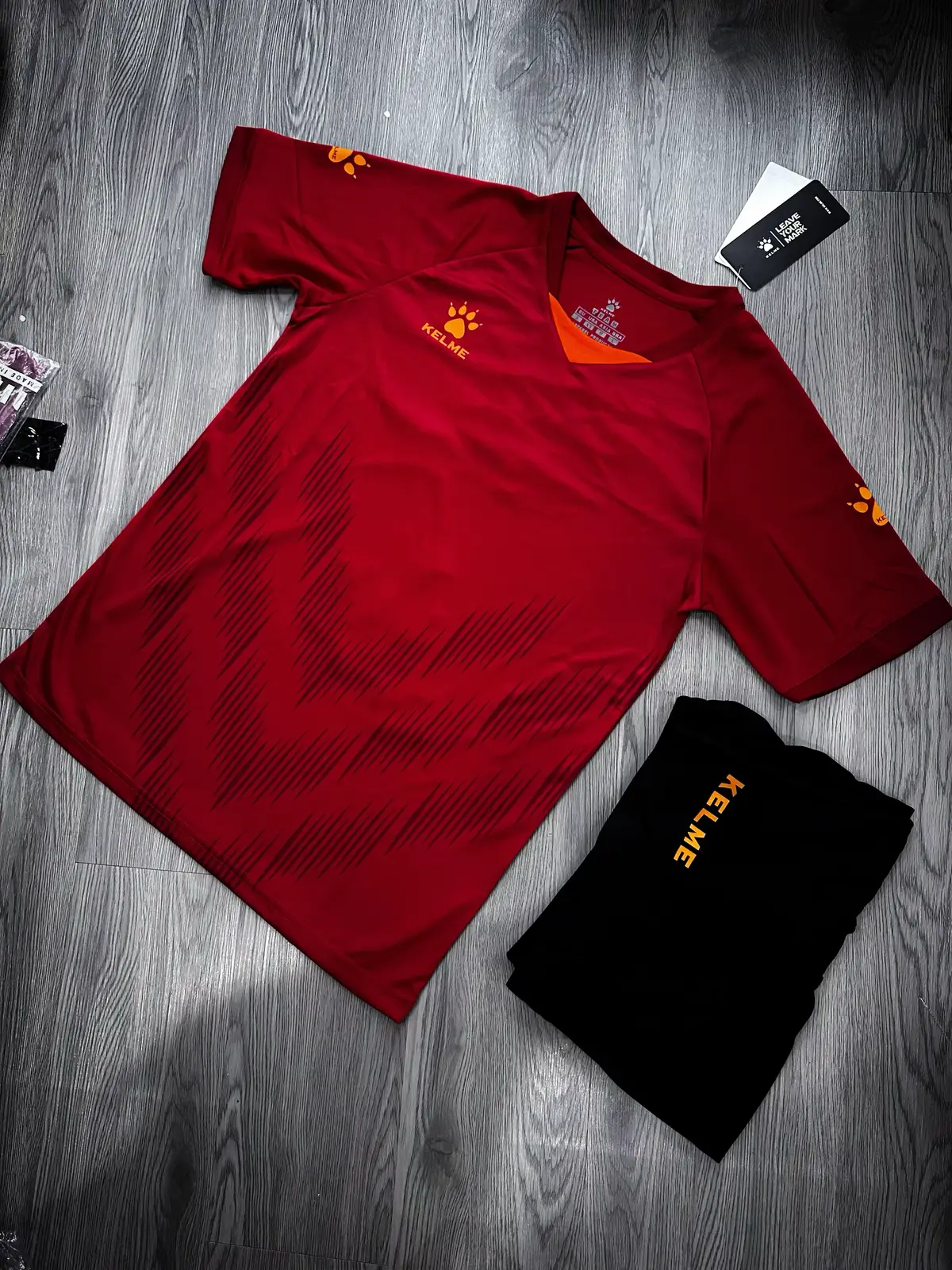 vẫn hot lắm ae nhé số lượng còn ae nhanh tay nào😝 🎁:free in tên số lưng, hỗ trợ in logo,…🦁 🎁:ship toàn quốc🚚 ☎️:liên hệ với shop qua z.l ghim đầu kênh để nhận đc giá iu thương🤗#xuhuong #fyp #aobongda 