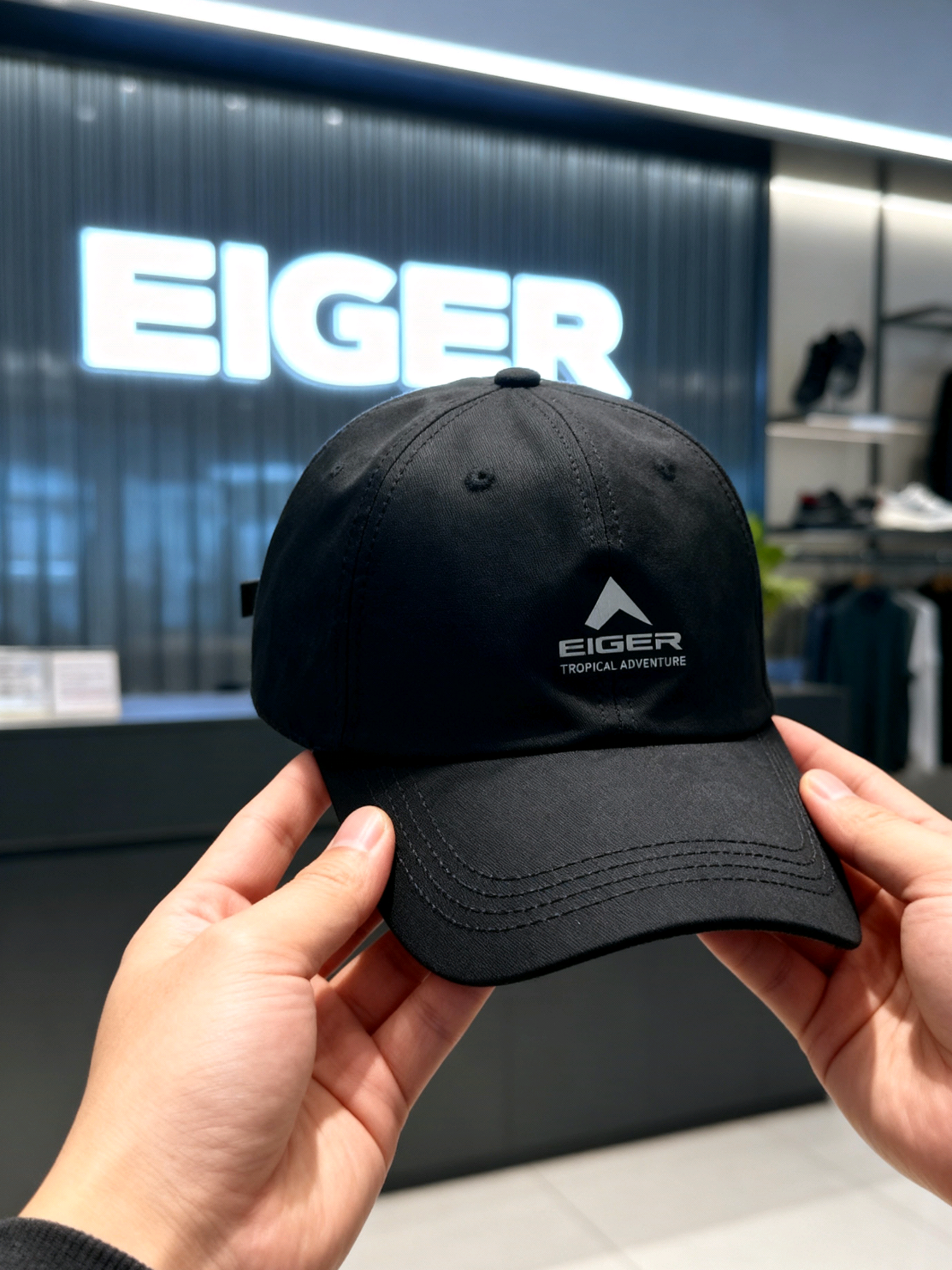 Topi Baseball EIGER Original – Desain Keren, Nyaman Dipakai, Cocok untuk Outdoor & Harian --- #TopiEigerOriginal #EigerBaseballCap #TopiPriaKeren #AksesorisOutdoor #FashionHarian