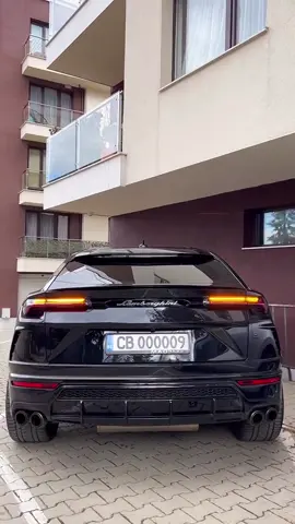 Последвайте ни в инстаграм - @bulgariancars_official #lamborghini #fyp #sofia #foru #urus 