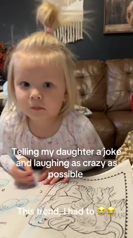 I had to hop on this trend, her reaction is priceless 😭🤣😭 #joke #trending 