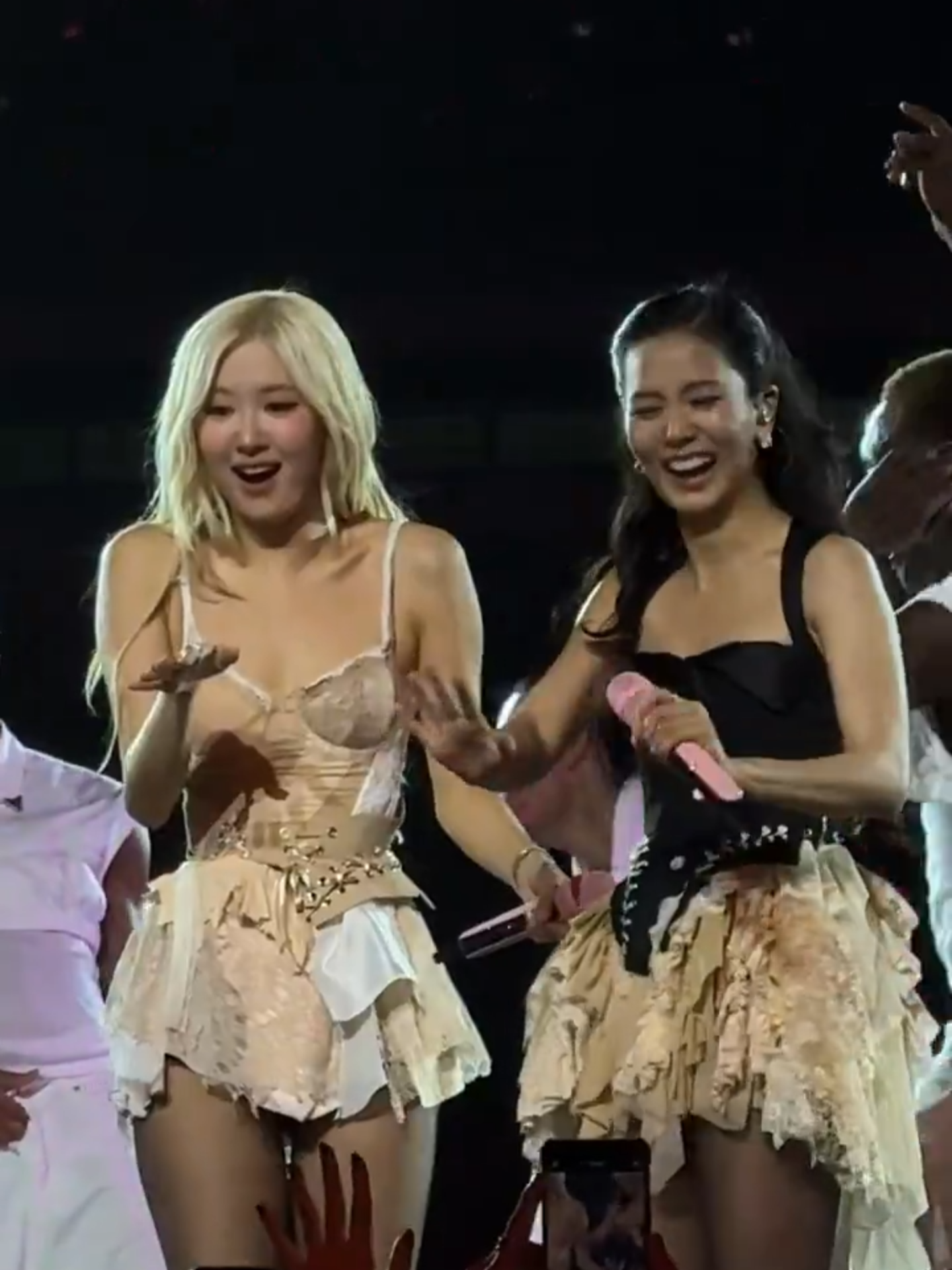 #DEADLINE_IN_BANGKOK #ROSÉ #로제