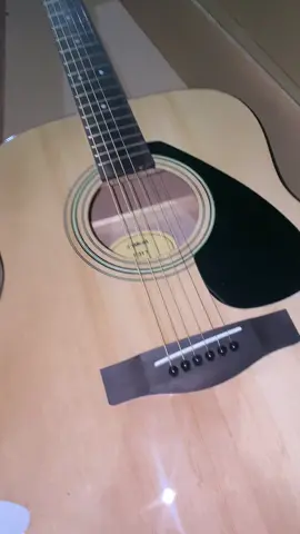 yamaha🤩🤩#fyp #gitar #beranda 