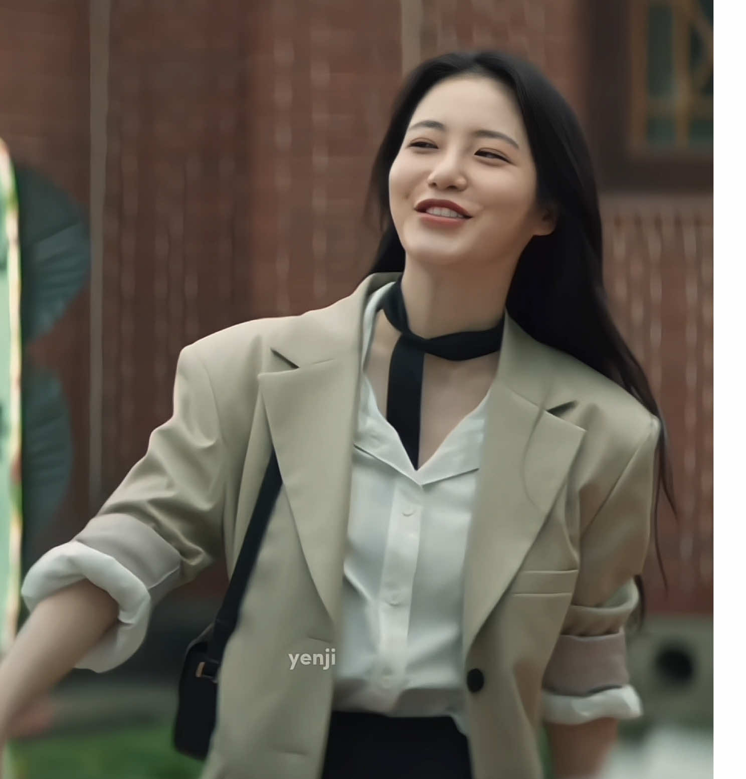 Pretty right? She’s your ex 😆 #shinyeeun #신예은 #ahundredmemories 