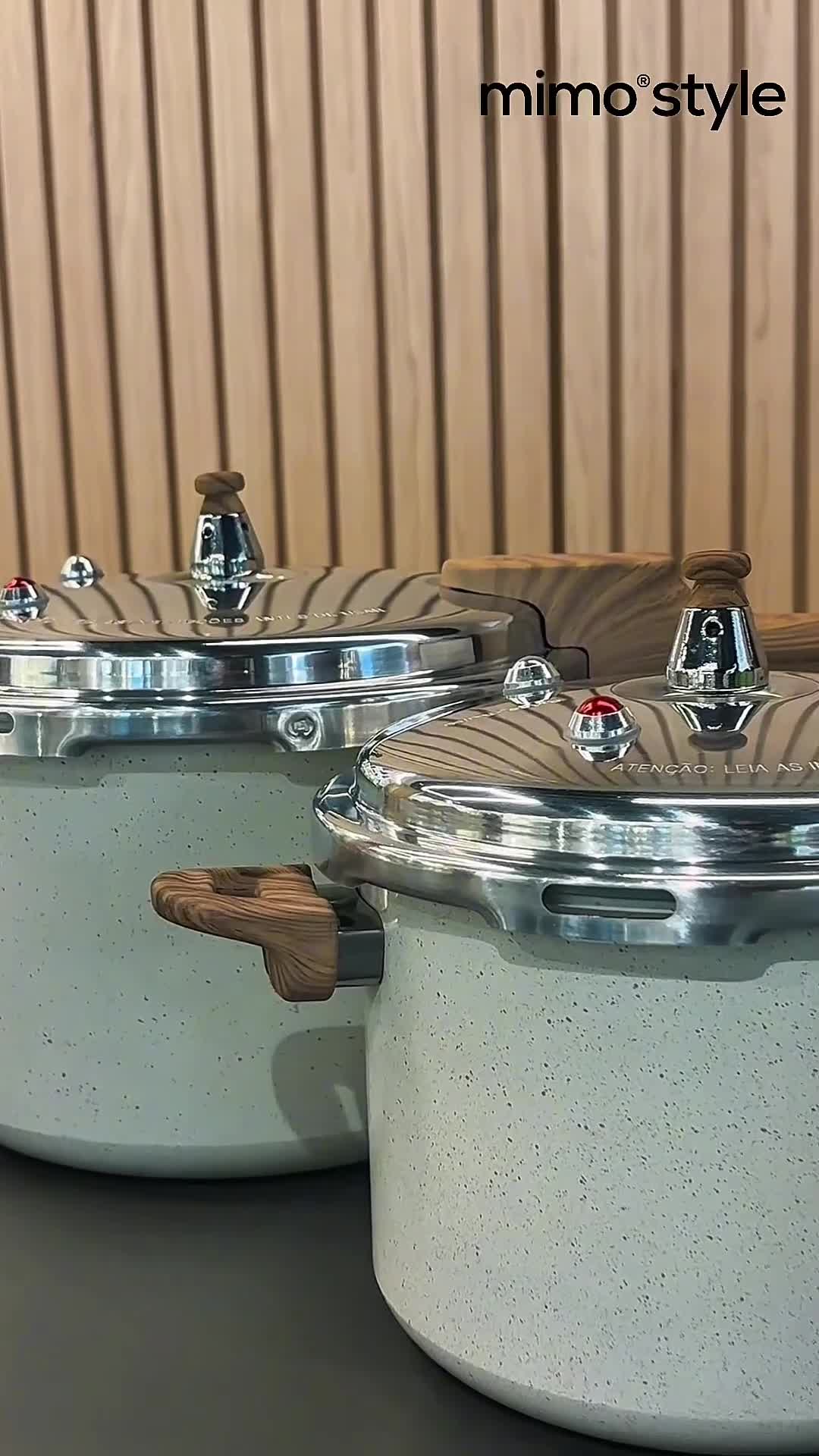 ✨ Muito mais do que uma panela — estilo, performance e praticidade em cada detalhe. A Panela de Pressão Presscook da Mimo Style foi feita para quem ama cozinhar com beleza e eficiência. Com revestimento antiaderente, design sofisticado e materiais de alta qualidade, ela transforma o seu dia a dia na cozinha. Ideal para preparar receitas com mais sabor e menos esforço, do fogão à mesa. 🍽️ Mimo Style – porque sua cozinha merece o melhor. #MimoStyle #PanelaMimoStyle #CozinhaComEstilo #DesignFuncional #FeitoComMimo #UtensíliosQueEncantam #CasaComEstilo #CozinhaCriativa #ReceitasComAmor #EstiloQueInspira