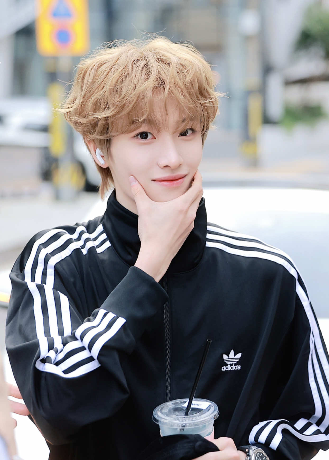 he can sing, rap, dance and now playing piano?? kaiwen is such an all-rounder 🙂‍↕️ #boys2planet #보이즈2플래닛 #chenkaiwen #천카이원 #pianocover 