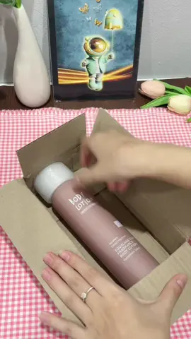 Sữa dưỡng thể lotion dùng xong muốn hít hà cả ngày #bodylotion #kemduongthe #kembody #kemduongda #thanhhoai22003 #xuhuong 